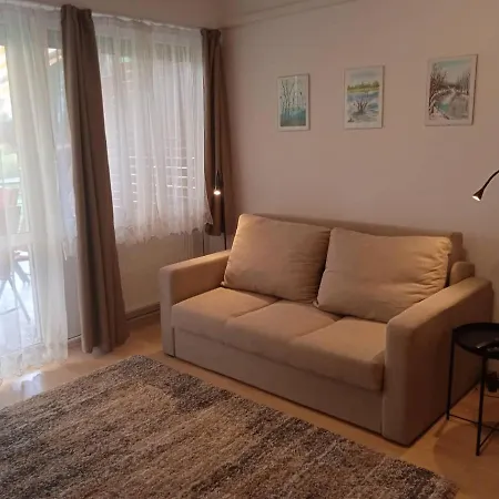 Csiriba Apartman Cserkeszolo Exterior photo